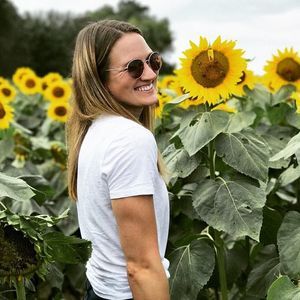 Meet your Posher, Kaela